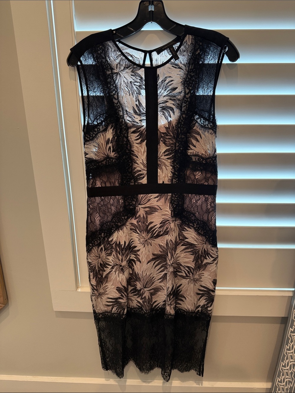 BCBGMaxAzria Black and Cream Lace-Trimmed Floral Midi Dress